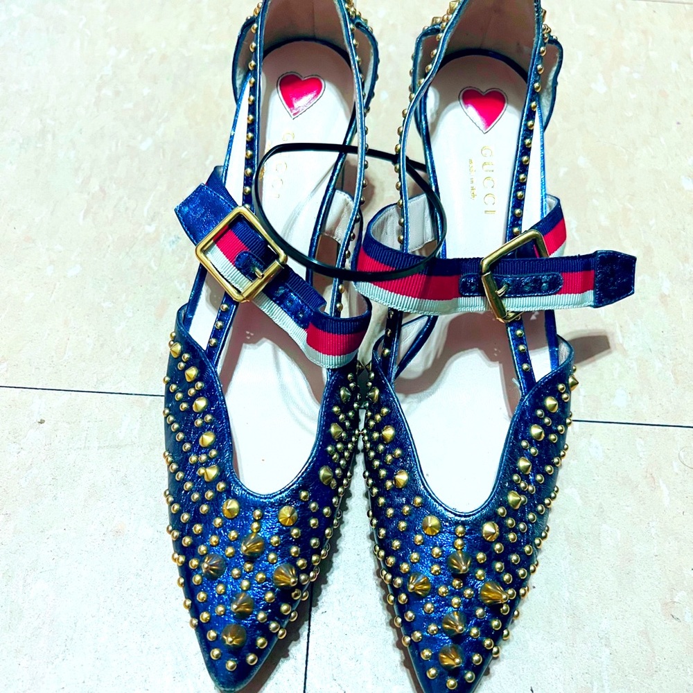 Gucci Blue Metallic Spiked Leather UNIA Strap Kitten Heels